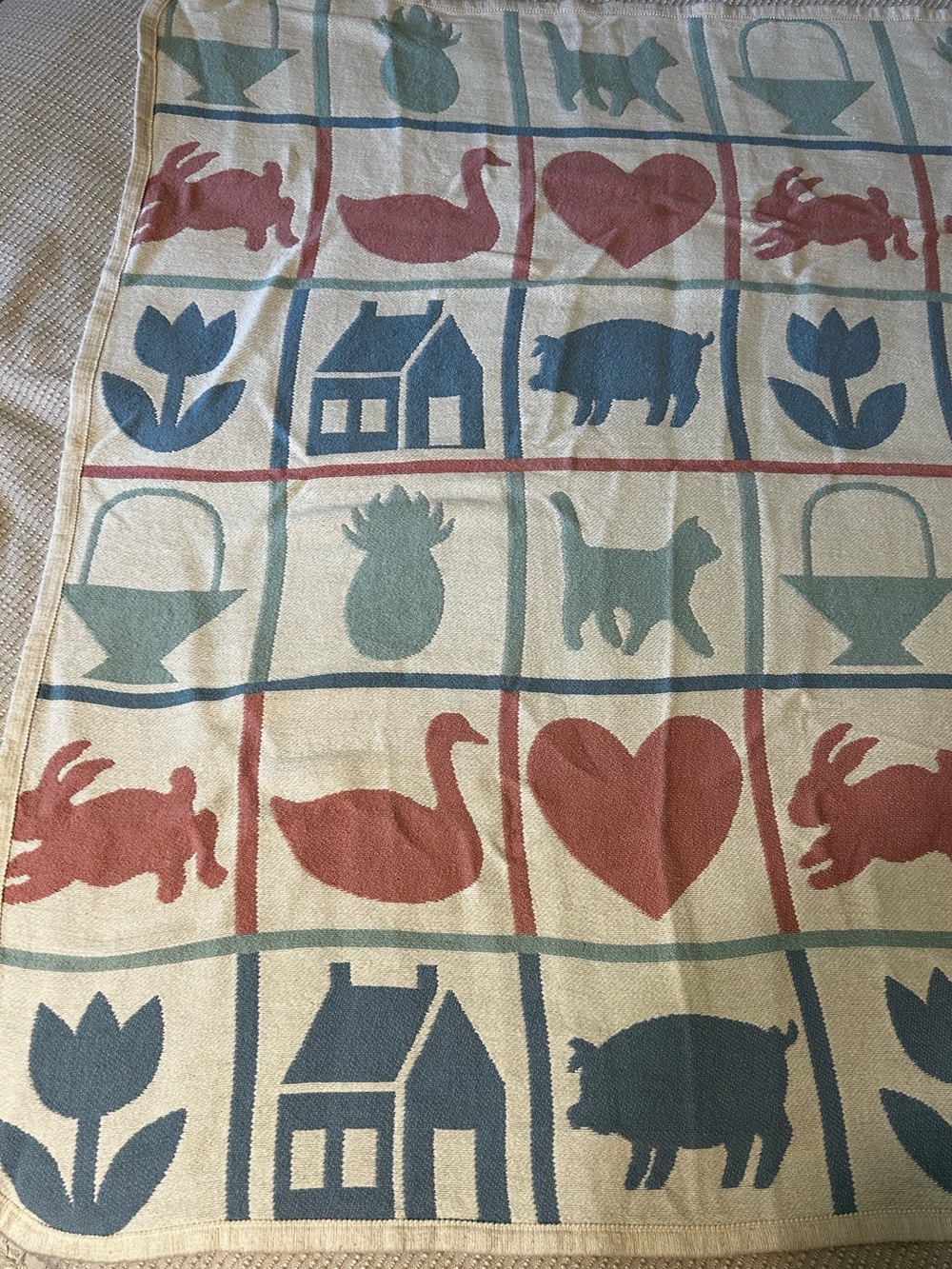 Vintage Crown Crafts Country Silhouettes Throw Blanket Geese Cats Cottage Cotton